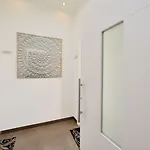 Eden Penthouse Apartman *
