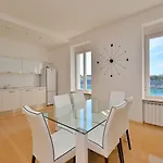 Eden Penthouse Apartman *