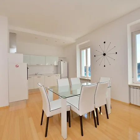 דירה Eden Penthouse *