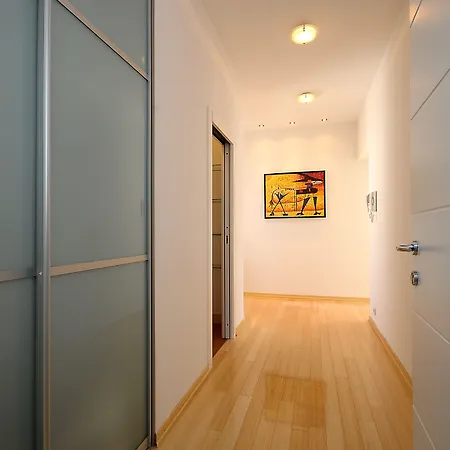 Eden Penthouse דירה